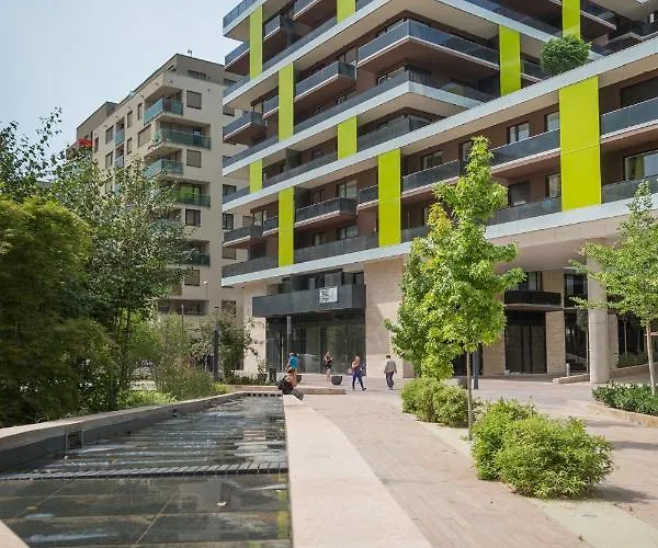 Crvn1 #freeparking * Budapest